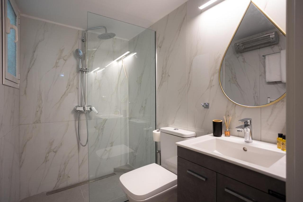 Scirocco Apartment In Corfu Center Экстерьер фото